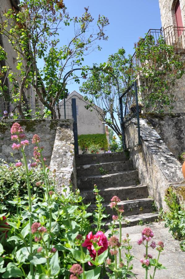 La Maison Du Prince De Conde Charroux-dʼAllier المظهر الخارجي الصورة