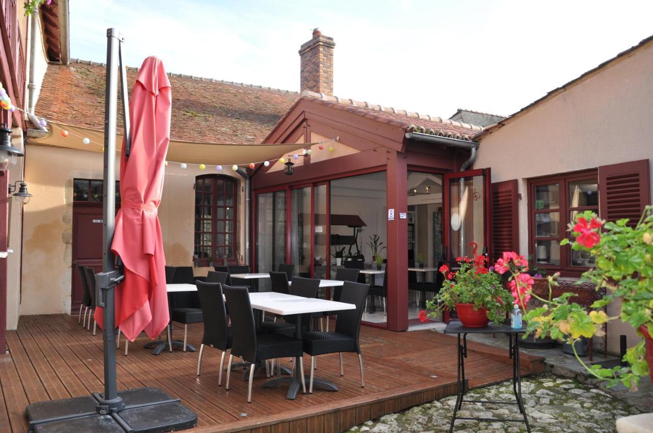 La Maison Du Prince De Conde Charroux-dʼAllier المظهر الخارجي الصورة