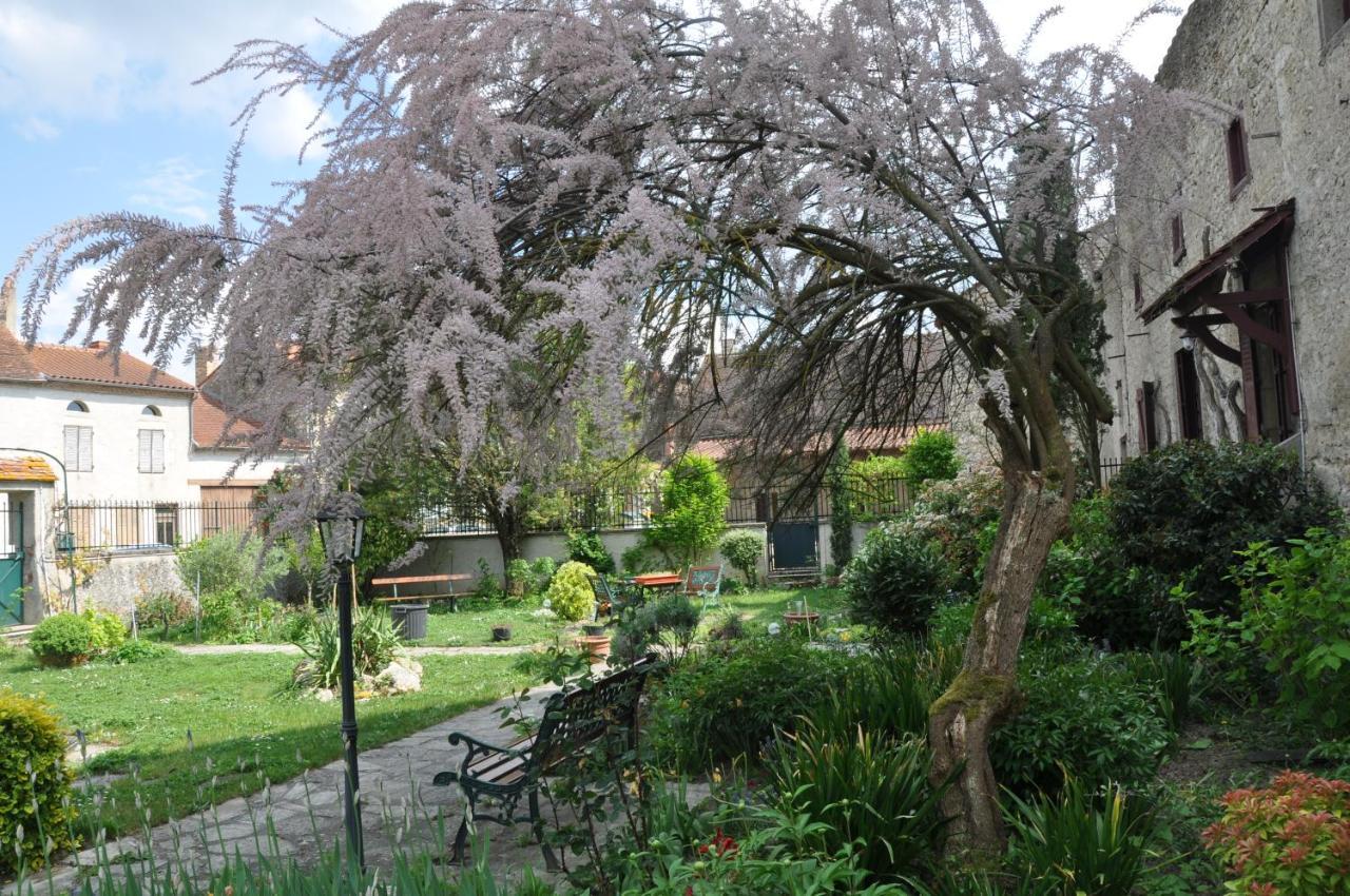 La Maison Du Prince De Conde Charroux-dʼAllier المظهر الخارجي الصورة