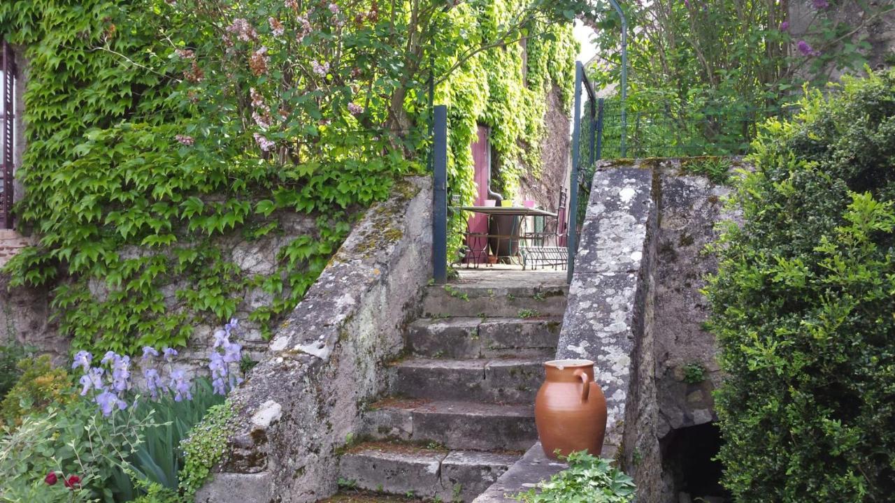 La Maison Du Prince De Conde Charroux-dʼAllier المظهر الخارجي الصورة